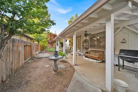 1217 Crag Walk, Redding, CA 96003 photo 24