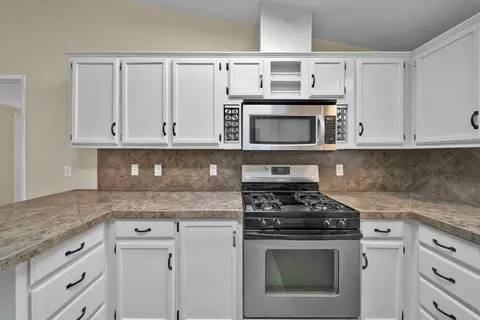1217 Crag Walk, Redding, CA 96003 photo 8