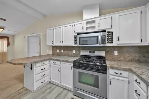 1217 Crag Walk, Redding, CA 96003 photo 9