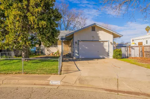 2810 Nicole Ct, Anderson, CA 96007