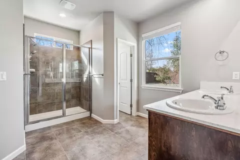 2690 Calgary Pl, Redding, CA 96001 photo 7