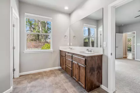 2690 Calgary Pl, Redding, CA 96001 photo 12