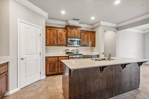2690 Calgary Pl, Redding, CA 96001 photo 4