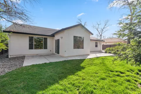 2690 Calgary Pl, Redding, CA 96001 photo 36