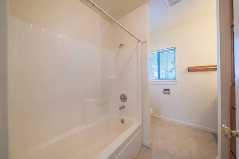1144 Willis St, Redding, CA 96001 photo 29