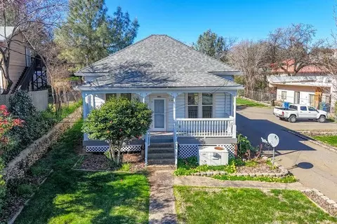 1144 Willis St, Redding, CA 96001 photo 6
