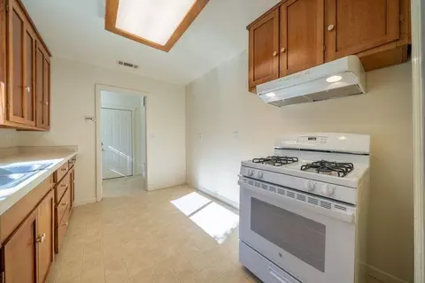 1144 Willis St, Redding, CA 96001 photo 24
