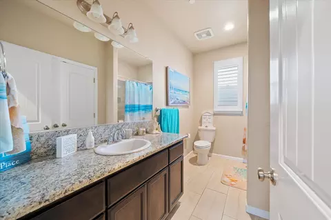 Bath - 3409 Padre Ln, Chico, CA 95973 photo 2 of 2