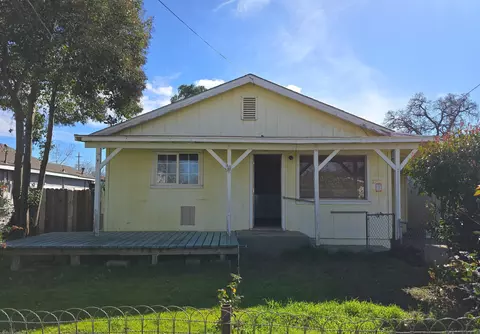 1761 Diamond St, Anderson, CA 96007