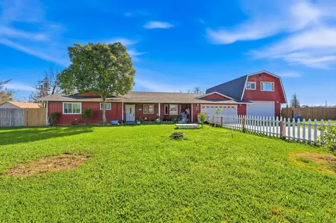 4920 Bonnyview Ave, Redding, CA 96001