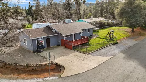 17741 Toyon Ave, Shasta Lake, CA 96019