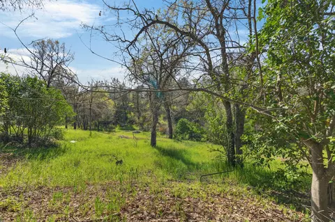 Exterior - 5536 Trish Ct, Redding, CA 96003 photo 11 of 11