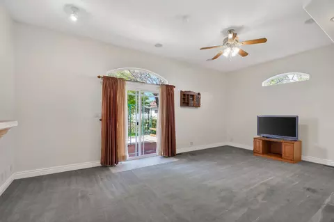 Living - 5536 Trish Ct, Redding, CA 96003 photo 6 of 7