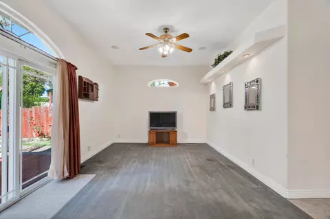 Living - 5536 Trish Ct, Redding, CA 96003 photo 5 of 7