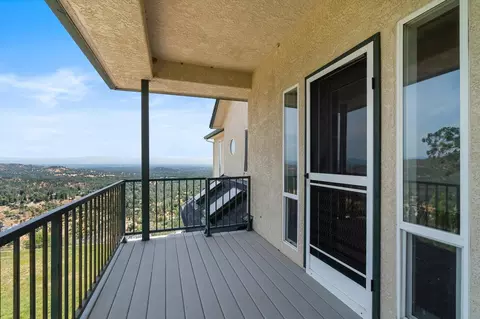 15223 Ledgewood Dr, Redding, CA 96001 photo 22