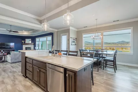 4720 Lower Springs Rd, Redding, CA 96001 photo 4