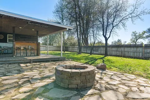 1750 Hawthorne Ct, Redding, CA 96002 photo 29