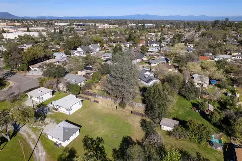 1750 Hawthorne Ct, Redding, CA 96002 photo 46