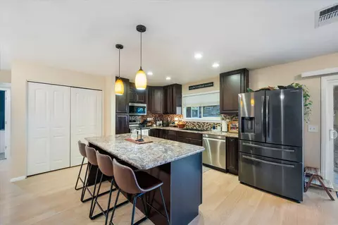 1750 Hawthorne Ct, Redding, CA 96002 photo 10