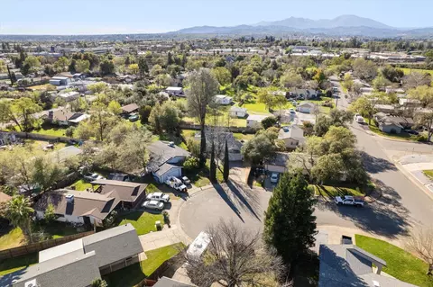 1750 Hawthorne Ct, Redding, CA 96002 photo 43