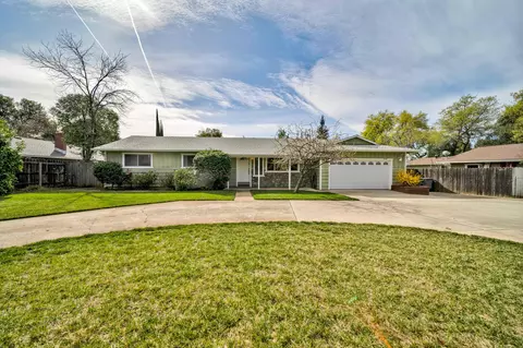 2195 Rancho Rd, Redding, CA 96002