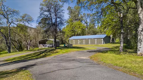 Exterior - 8566 Placer Rd, Redding, CA 96001 photo 19 of 23
