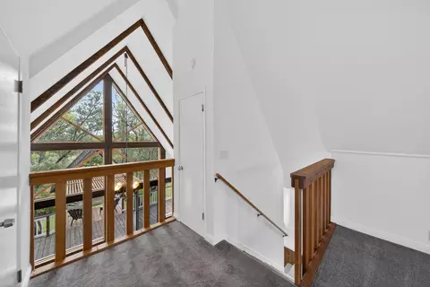 Entry Way - 8566 Placer Rd, Redding, CA 96001 photo 3 of 5