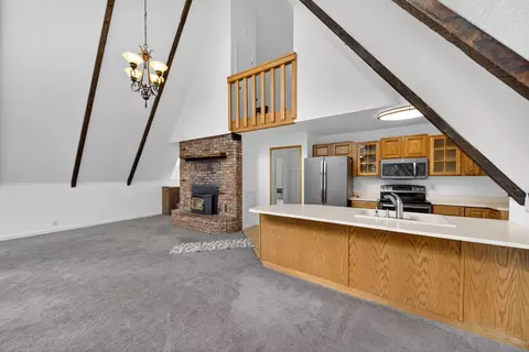 Living - 8566 Placer Rd, Redding, CA 96001 photo 4 of 5