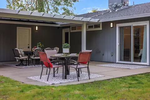 Exterior - 61 Tidmore Ln, Redding, CA 96003 photo 7 of 9