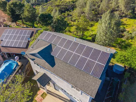 View/Area - 16810 Winchell Dr, Redding, CA 96003 photo 6 of 10