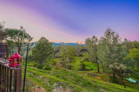 Exterior - 16810 Winchell Dr, Redding, CA 96003 photo 11 of 13
