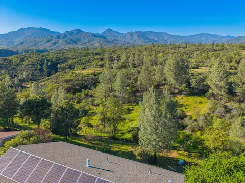 View/Area - 16810 Winchell Dr, Redding, CA 96003 photo 1 of 10