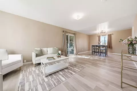 Living - 16810 Winchell Dr, Redding, CA 96003 photo 2 of 3