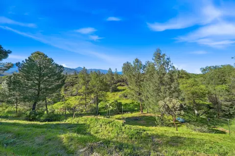 Exterior - 16810 Winchell Dr, Redding, CA 96003 photo 13 of 13