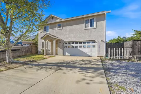Exterior - 16810 Winchell Dr, Redding, CA 96003 photo 4 of 13