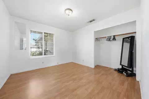 Bedroom - 1595 Sterling Dr, Redding, CA 96003 photo 2 of 3
