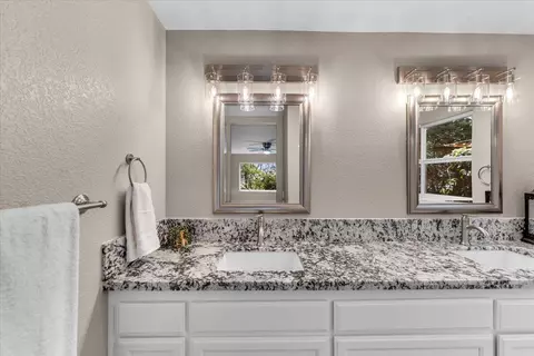 20250 Demac Dr, Redding, CA 96002 photo 17