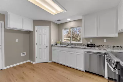 20250 Demac Dr, Redding, CA 96002 photo 10