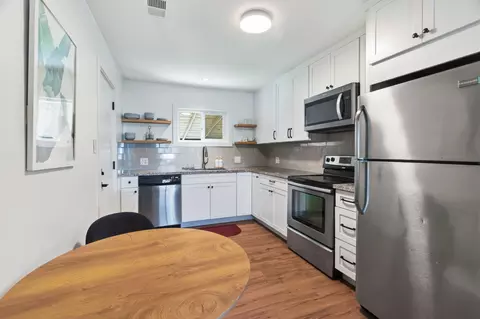 Kitchen - 1005 Gold St, Redding, CA 96001 photo 3 of 3