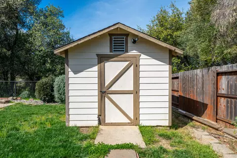 Other - 1865 Dellwood Dr, Redding, CA 96003 photo 8 of 9