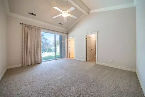 Bedroom - 1865 Dellwood Dr, Redding, CA 96003 photo 1 of 6