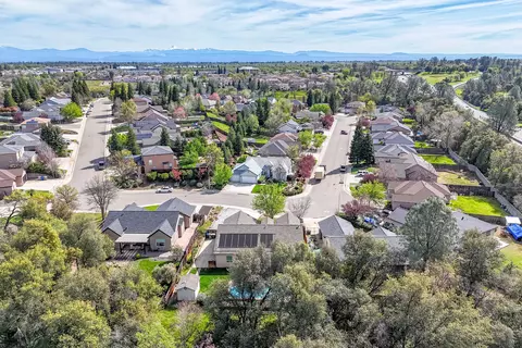 View/Area - 1865 Dellwood Dr, Redding, CA 96003 photo 4 of 4