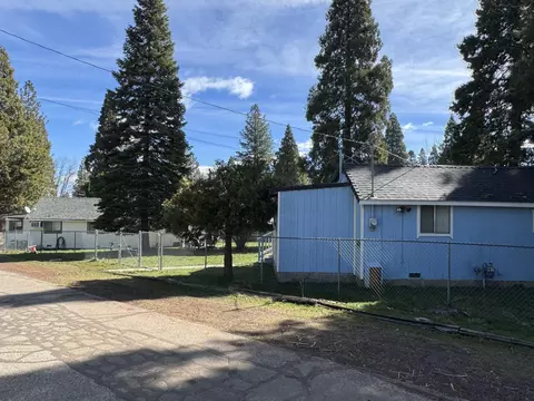 36821 Woods Ave, Burney, CA 96013
