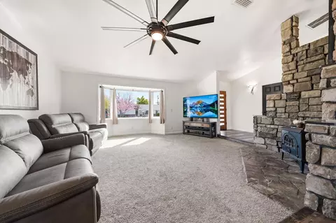 Other - 1692 Kildare Dr, Redding, CA 96001 photo 1 of 2