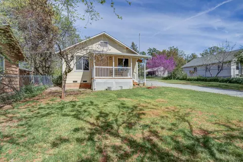 4029 Flower St, Shasta Lake, CA 96019