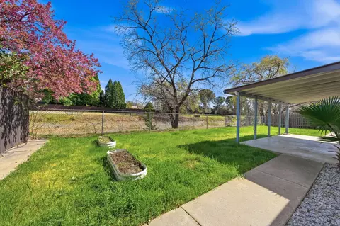 Exterior - 649 Lowe St, Redding, CA 96001 photo 3 of 5