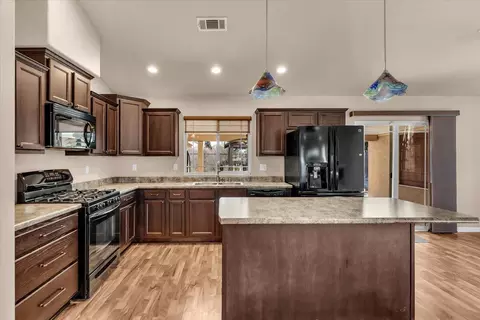 Kitchen - 7253 Legacy Ct, Redding, CA 96001 photo 1 of 4