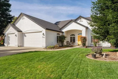 Exterior - 4302 Yellowstone Dr, Redding, CA 96002 photo 2 of 9