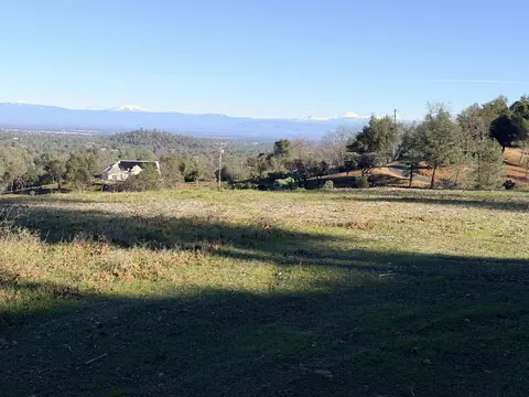 15333 Mountain Shadows Dr, Redding, CA 96001 photo 8