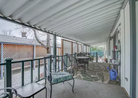 4555 Underwood Dr, Redding, CA 96003 photo 4
